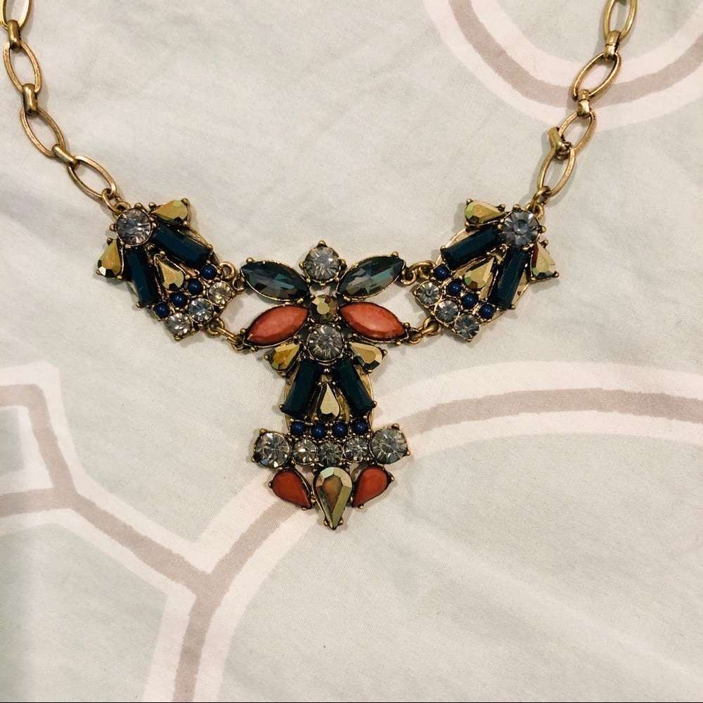 Jewel mint statement necklace - Picture 3 of 3